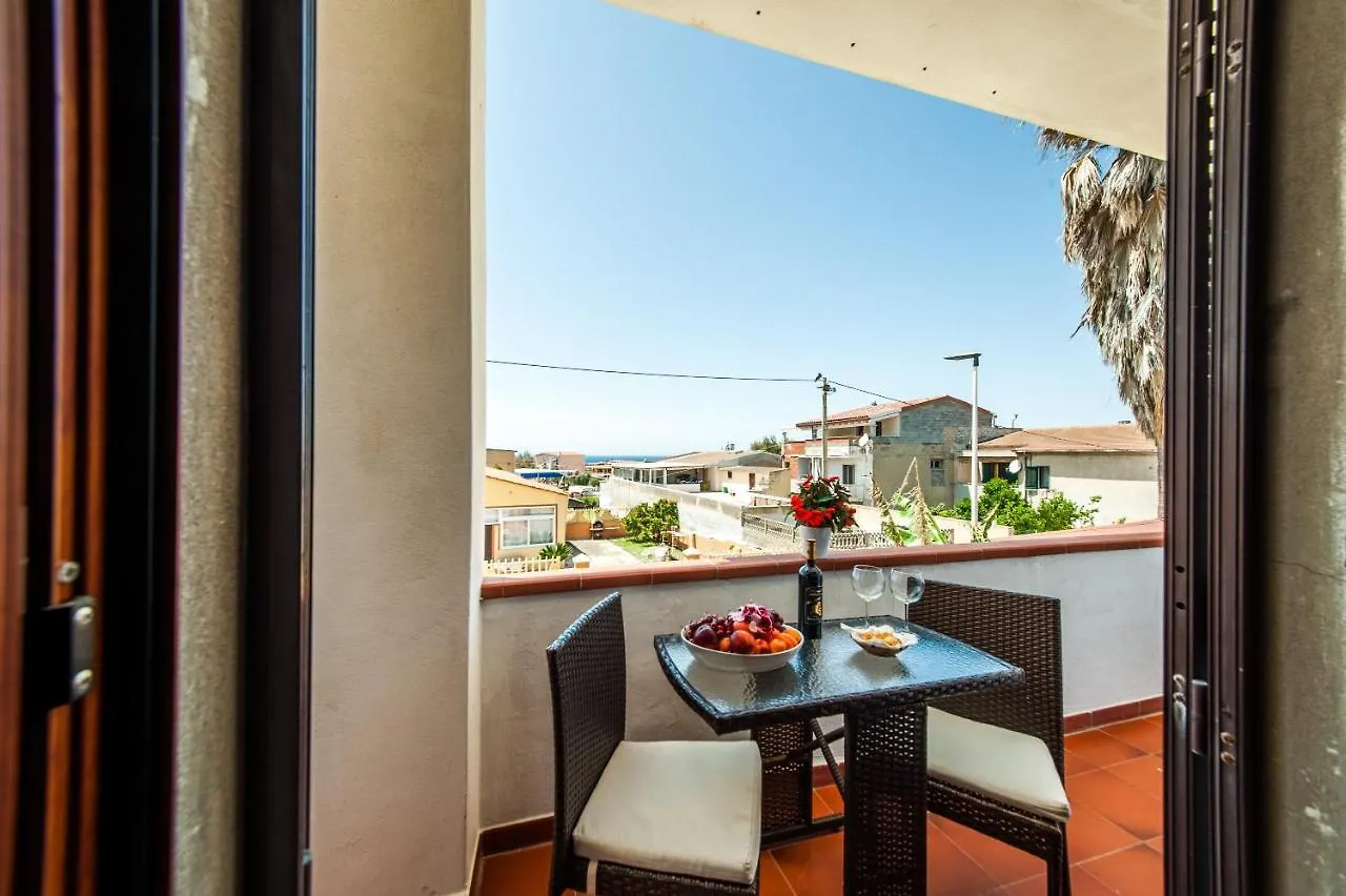 مبيت وإفطار كاستيلساردو La Casa Di Mannazzotta فندق مبيت وإفطار