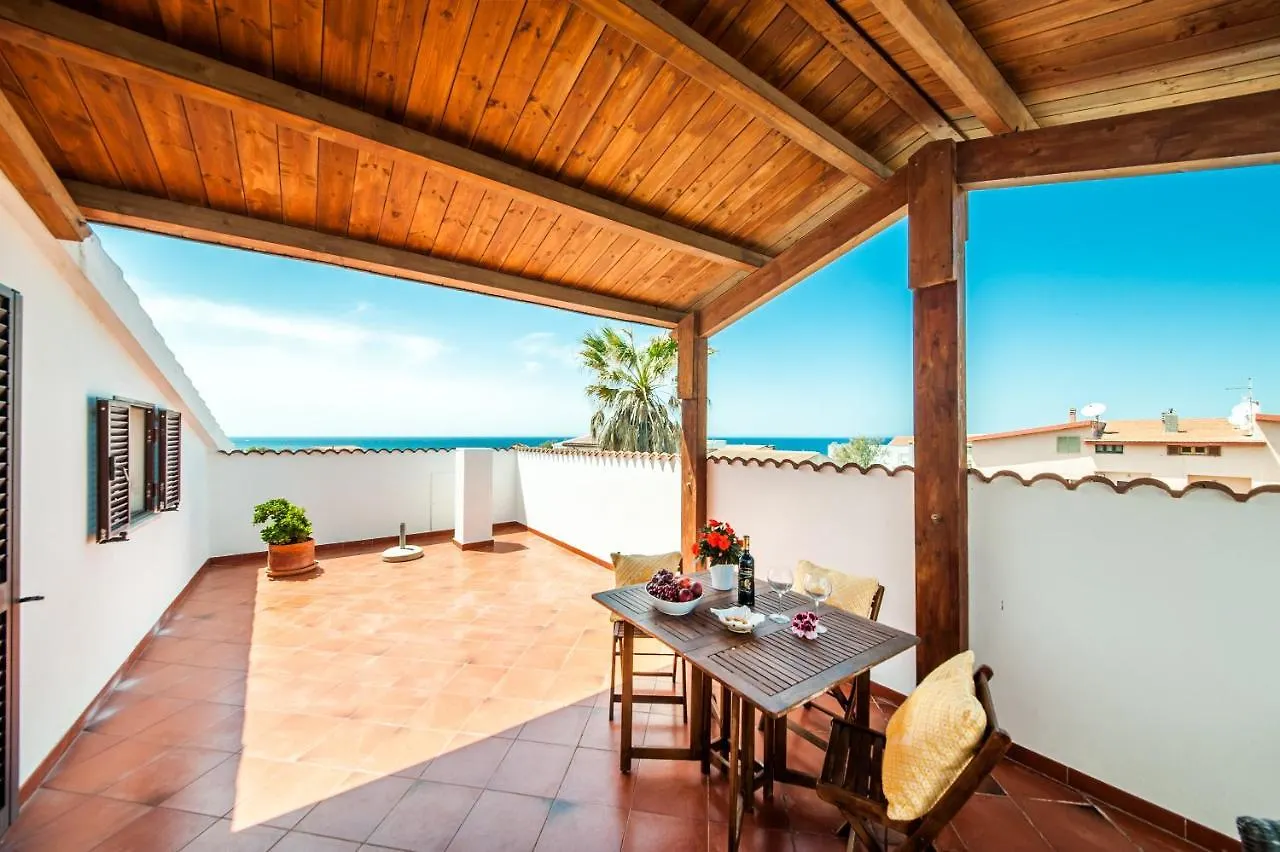 مبيت وإفطار كاستيلساردو La Casa Di Mannazzotta 0*,